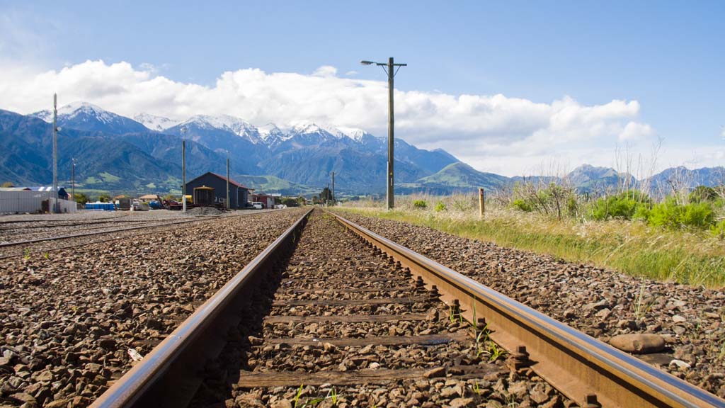 Chemin de fer et Kaikoura Ranges
