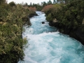 L'eau bleue des Huka Falls